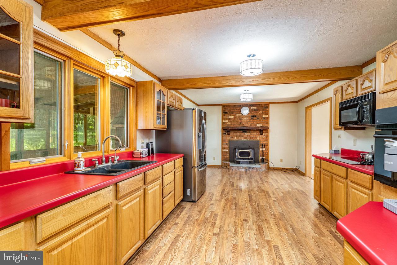 18300 MOUNTAIN VALLEY RD, NEW MARKET, Virginia 22844, 3 Bedrooms Bedrooms, ,2 BathroomsBathrooms,Residential,For sale,18300 MOUNTAIN VALLEY RD,VARO2002498 MLS # VARO2002498