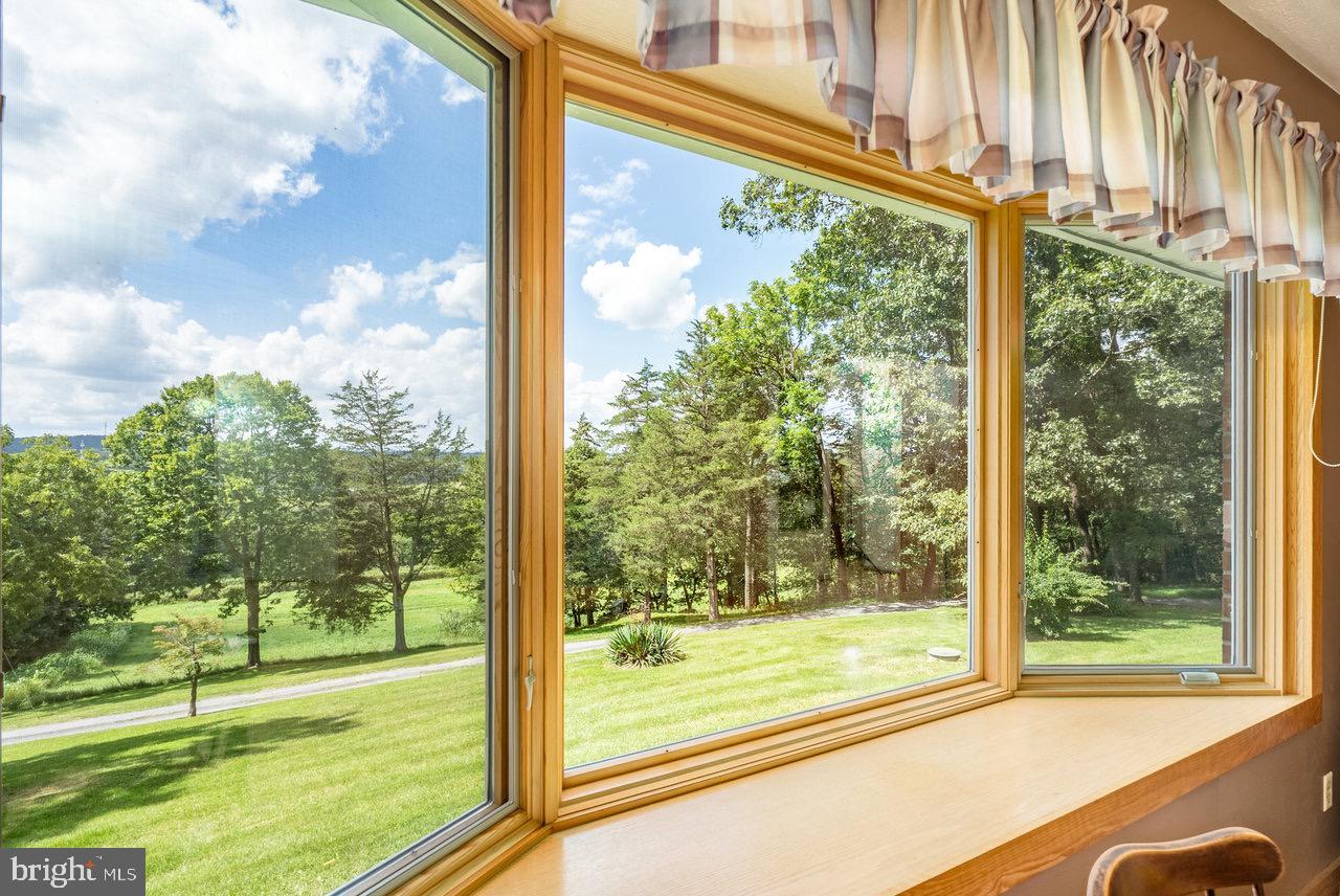 18300 MOUNTAIN VALLEY RD, NEW MARKET, Virginia 22844, 3 Bedrooms Bedrooms, ,2 BathroomsBathrooms,Residential,For sale,18300 MOUNTAIN VALLEY RD,VARO2002498 MLS # VARO2002498