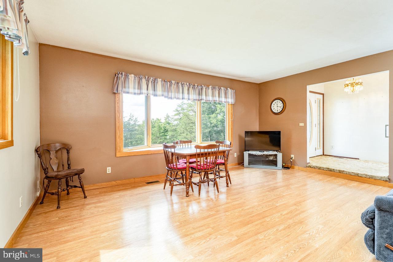 18300 MOUNTAIN VALLEY RD, NEW MARKET, Virginia 22844, 3 Bedrooms Bedrooms, ,2 BathroomsBathrooms,Residential,For sale,18300 MOUNTAIN VALLEY RD,VARO2002498 MLS # VARO2002498
