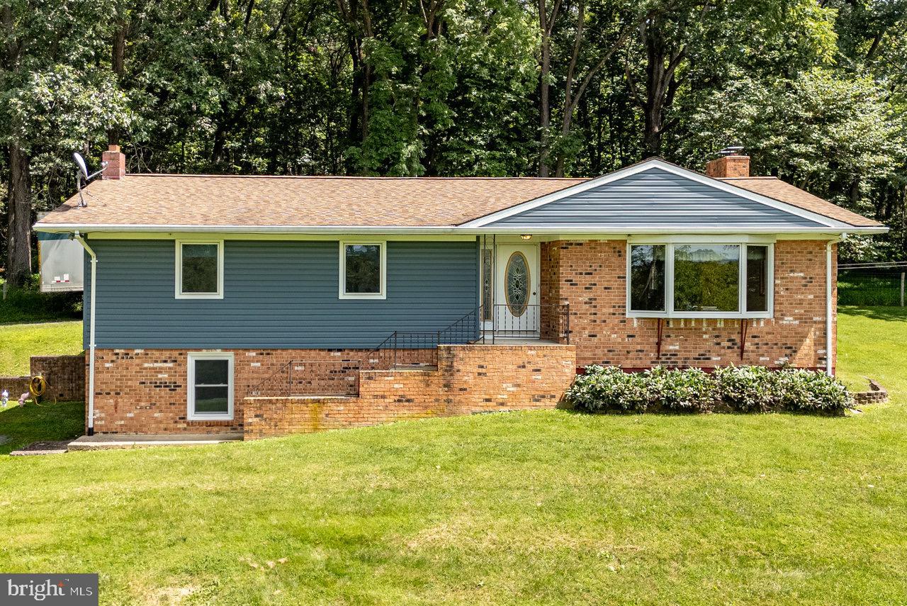 18300 MOUNTAIN VALLEY RD, NEW MARKET, Virginia 22844, 3 Bedrooms Bedrooms, ,2 BathroomsBathrooms,Residential,For sale,18300 MOUNTAIN VALLEY RD,VARO2002498 MLS # VARO2002498