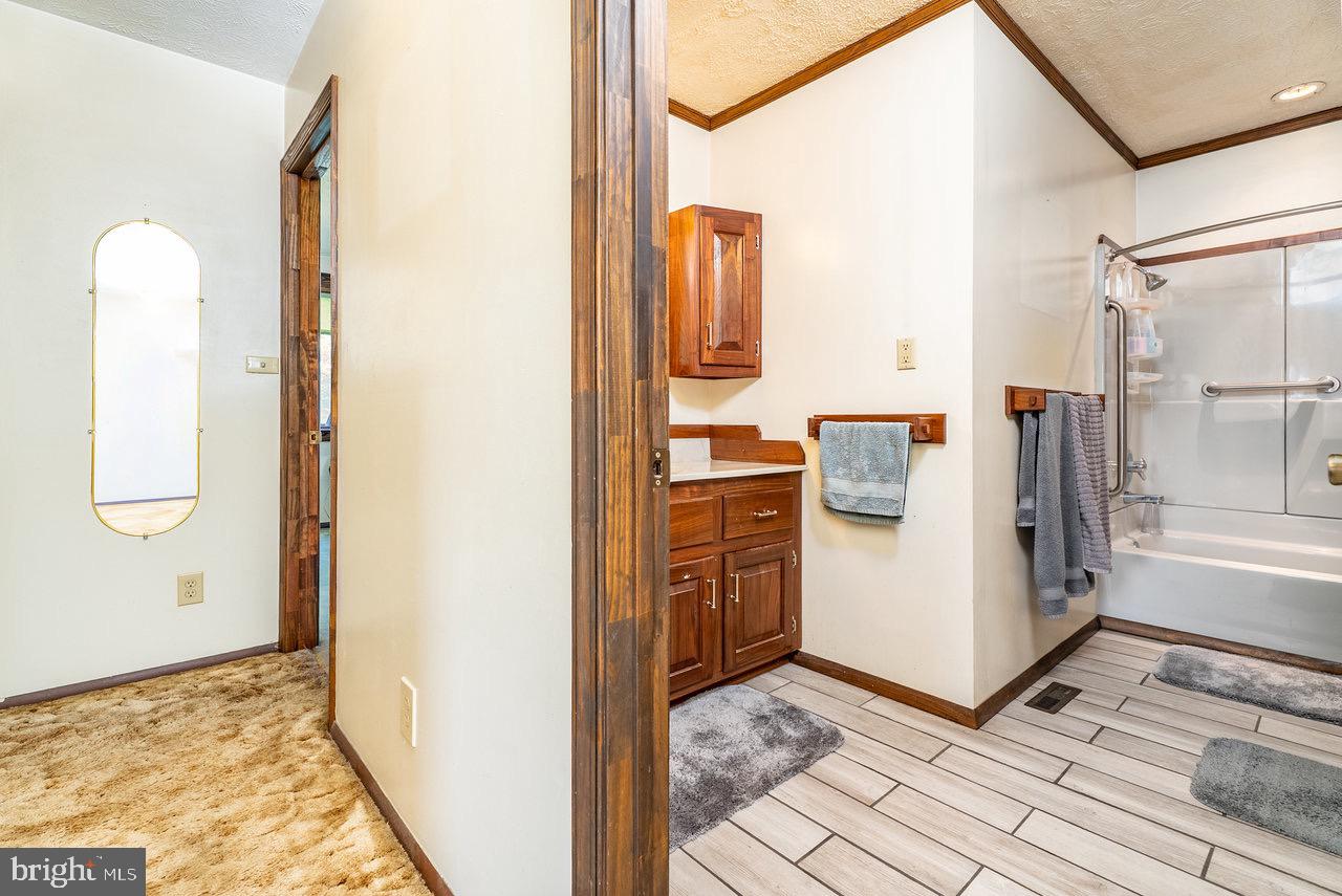 18300 MOUNTAIN VALLEY RD, NEW MARKET, Virginia 22844, 3 Bedrooms Bedrooms, ,2 BathroomsBathrooms,Residential,For sale,18300 MOUNTAIN VALLEY RD,VARO2002498 MLS # VARO2002498