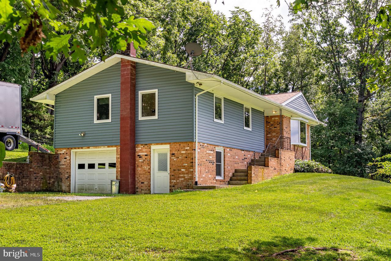 18300 MOUNTAIN VALLEY RD, NEW MARKET, Virginia 22844, 3 Bedrooms Bedrooms, ,2 BathroomsBathrooms,Residential,For sale,18300 MOUNTAIN VALLEY RD,VARO2002498 MLS # VARO2002498