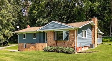 18300 MOUNTAIN VALLEY RD, NEW MARKET, Virginia 22844, 3 Bedrooms Bedrooms, ,2 BathroomsBathrooms,Residential,For sale,18300 MOUNTAIN VALLEY RD,VARO2002498 MLS # VARO2002498