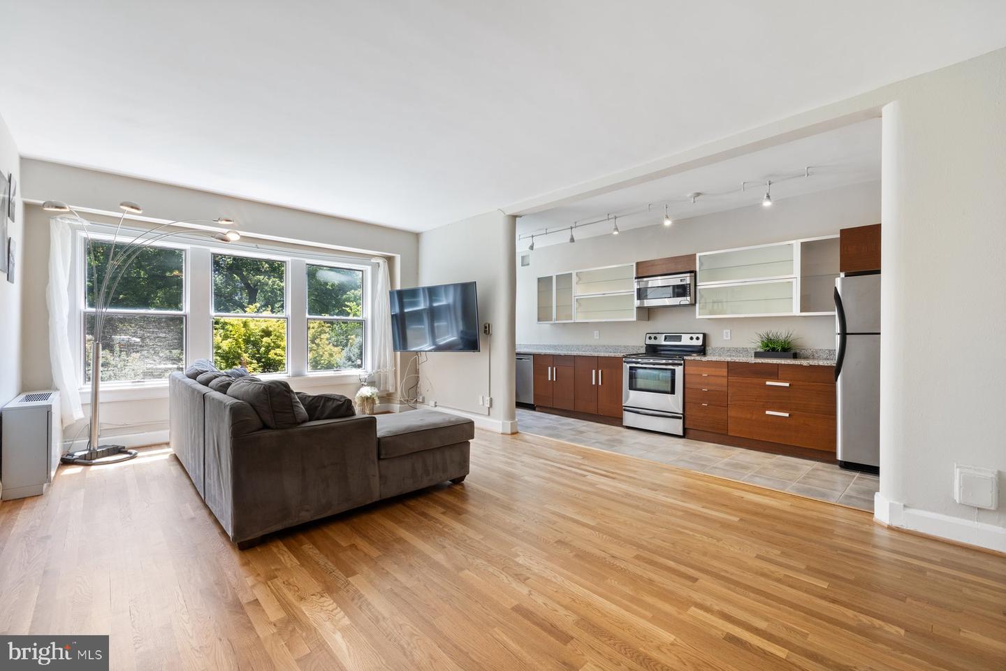 3901 CATHEDRAL AVE NW #220, WASHINGTON, District Of Columbia 20016, 1 Bedroom Bedrooms, ,1 BathroomBathrooms,Residential,For sale,3901 CATHEDRAL AVE NW #220,DCDC2215474 MLS # DCDC2215474