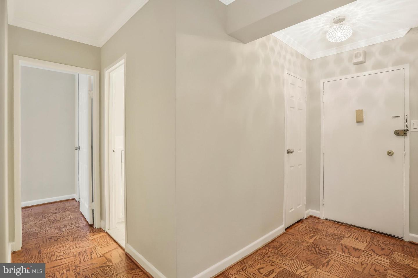 4201 CATHEDRAL AVE NW #404W, WASHINGTON, District Of Columbia 20016, 1 Bedroom Bedrooms, ,1 BathroomBathrooms,Residential,For sale,4201 CATHEDRAL AVE NW #404W,DCDC2215476 MLS # DCDC2215476