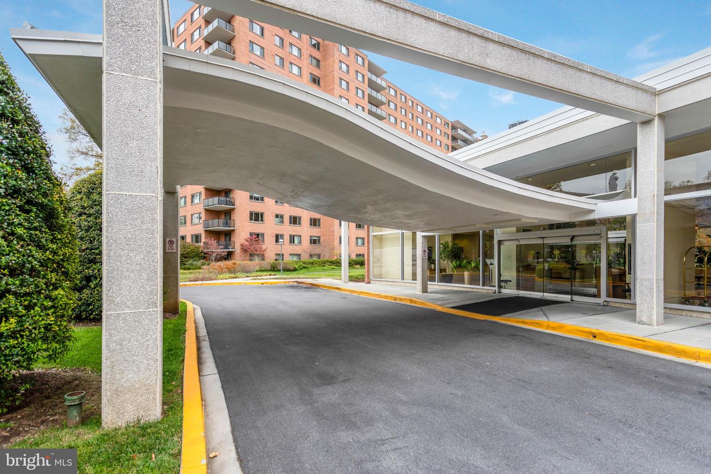 4201 CATHEDRAL AVE NW #404W, WASHINGTON, District Of Columbia 20016, 1 Bedroom Bedrooms, ,1 BathroomBathrooms,Residential,For sale,4201 CATHEDRAL AVE NW #404W,DCDC2215476 MLS # DCDC2215476