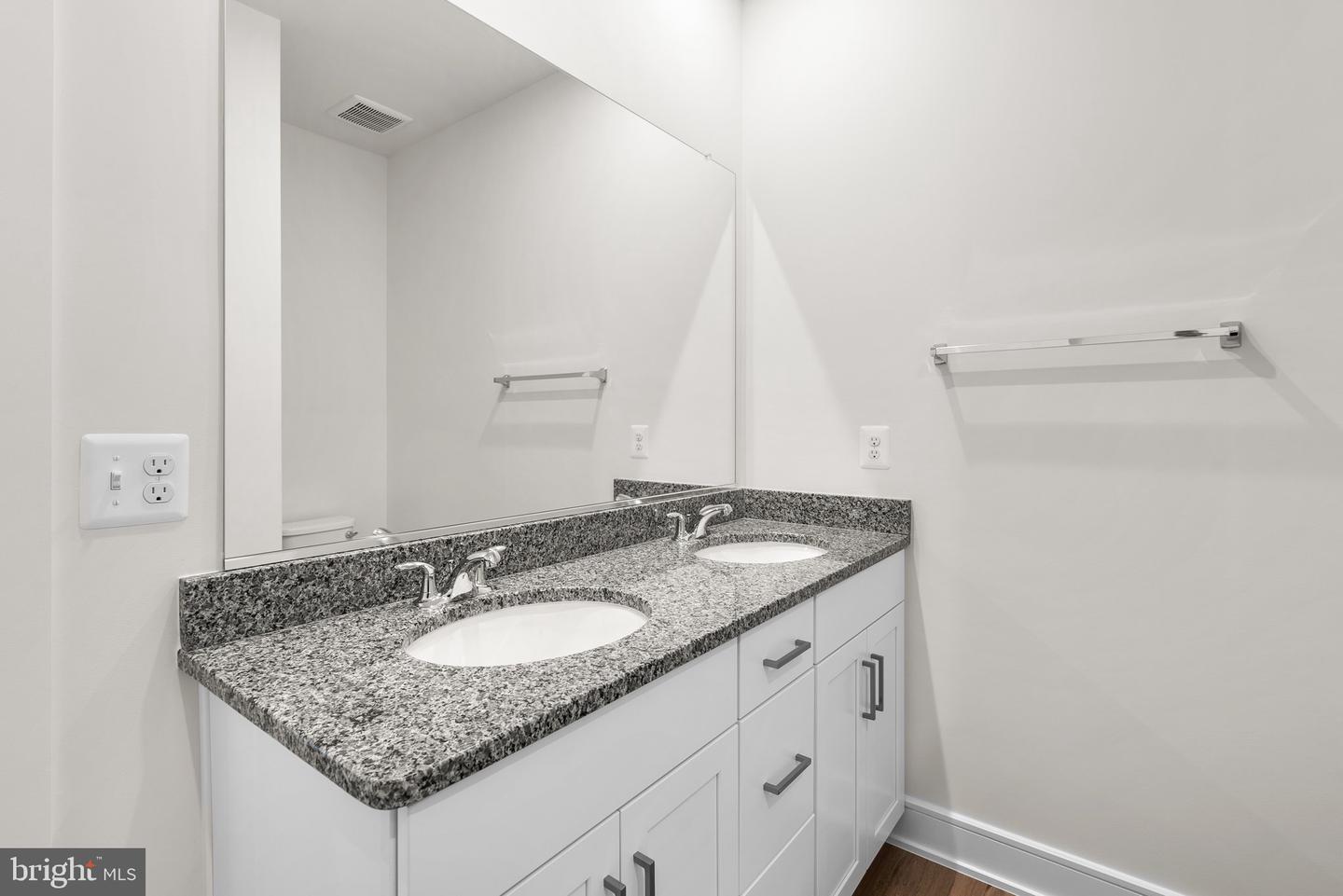 42131 SHINING STAR SQ, ASHBURN, Virginia 20148, 4 Bedrooms Bedrooms, ,4 BathroomsBathrooms,Residential,For sale,42131 SHINING STAR SQ,VALO2104730 MLS # VALO2104730