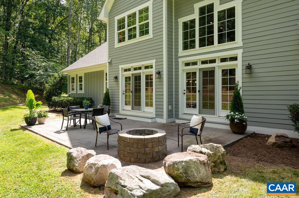864 RETRIEVER RUN, CHARLOTTESVILLE, Virginia 22903, 4 Bedrooms Bedrooms, ,3 BathroomsBathrooms,Residential,For sale,864 RETRIEVER RUN,667934 MLS # 667934
