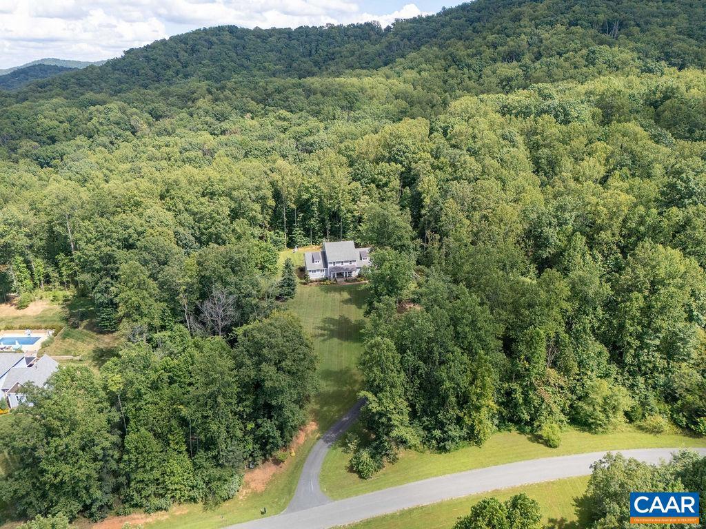 864 RETRIEVER RUN, CHARLOTTESVILLE, Virginia 22903, 4 Bedrooms Bedrooms, ,3 BathroomsBathrooms,Residential,For sale,864 RETRIEVER RUN,667934 MLS # 667934