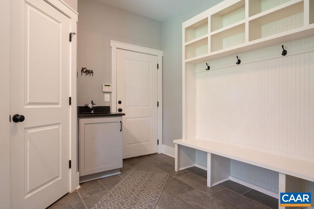 864 RETRIEVER RUN, CHARLOTTESVILLE, Virginia 22903, 4 Bedrooms Bedrooms, ,3 BathroomsBathrooms,Residential,For sale,864 RETRIEVER RUN,667934 MLS # 667934