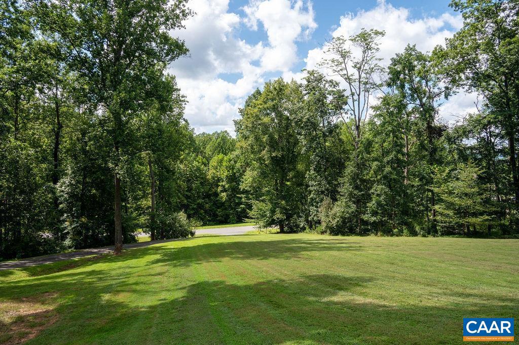864 RETRIEVER RUN, CHARLOTTESVILLE, Virginia 22903, 4 Bedrooms Bedrooms, ,3 BathroomsBathrooms,Residential,For sale,864 RETRIEVER RUN,667934 MLS # 667934