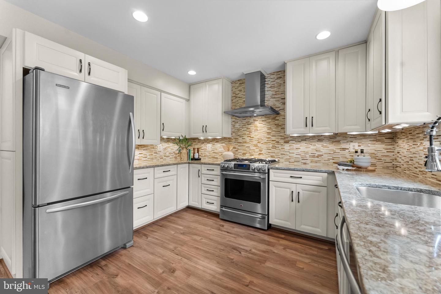11303 HARBORSIDE CLUSTER, RESTON, Virginia 20191, 3 Bedrooms Bedrooms, ,2 BathroomsBathrooms,Residential,For sale,11303 HARBORSIDE CLUSTER,VAFX2227672 MLS # VAFX2227672