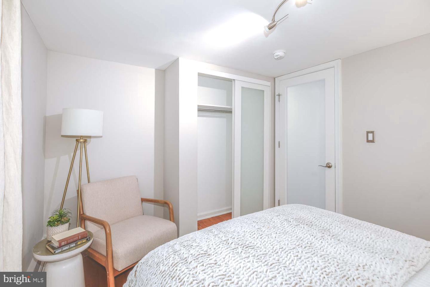 2509 17TH ST NW #1, WASHINGTON, District Of Columbia 20009, 2 Bedrooms Bedrooms, ,1 BathroomBathrooms,Residential,For sale,2509 17TH ST NW #1,DCDC2199406 MLS # DCDC2199406