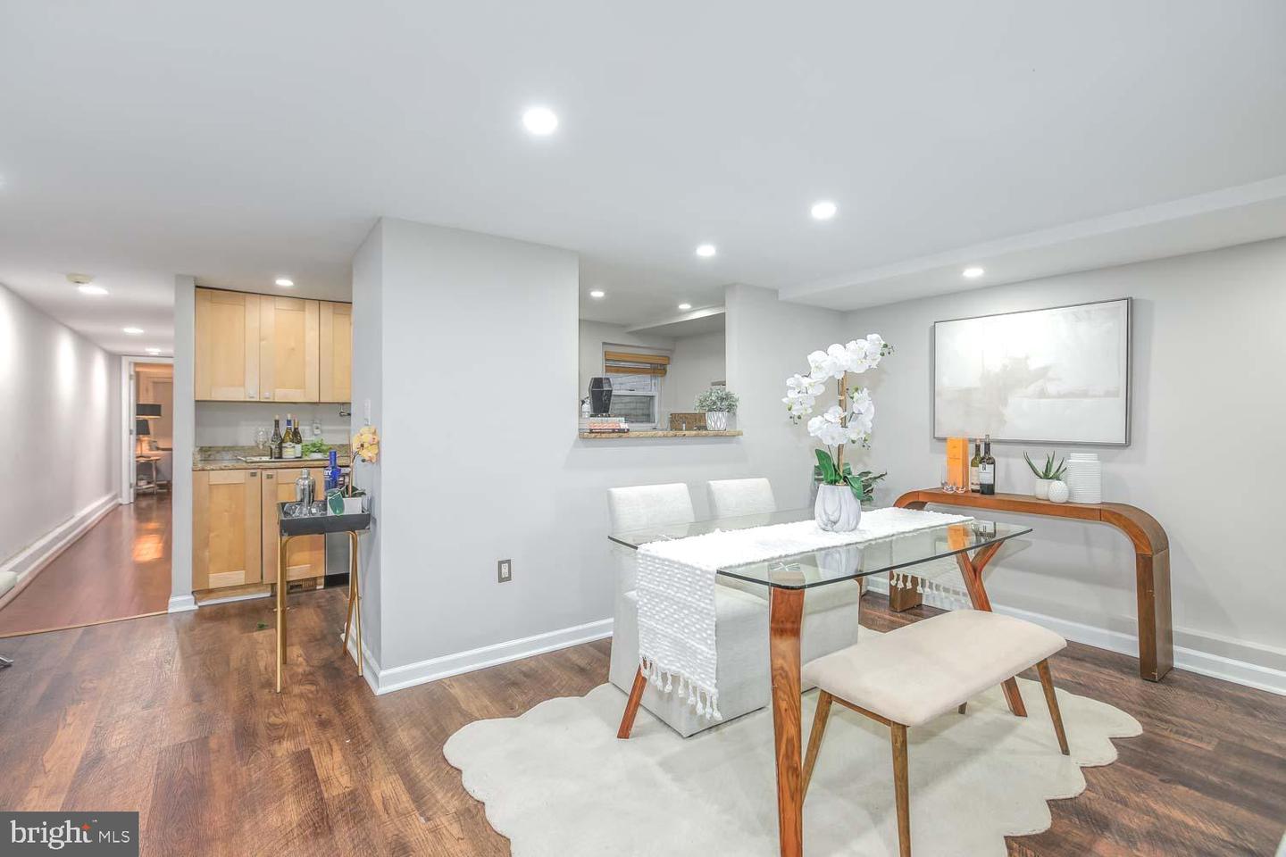 2509 17TH ST NW #1, WASHINGTON, District Of Columbia 20009, 2 Bedrooms Bedrooms, ,1 BathroomBathrooms,Residential,For sale,2509 17TH ST NW #1,DCDC2199406 MLS # DCDC2199406