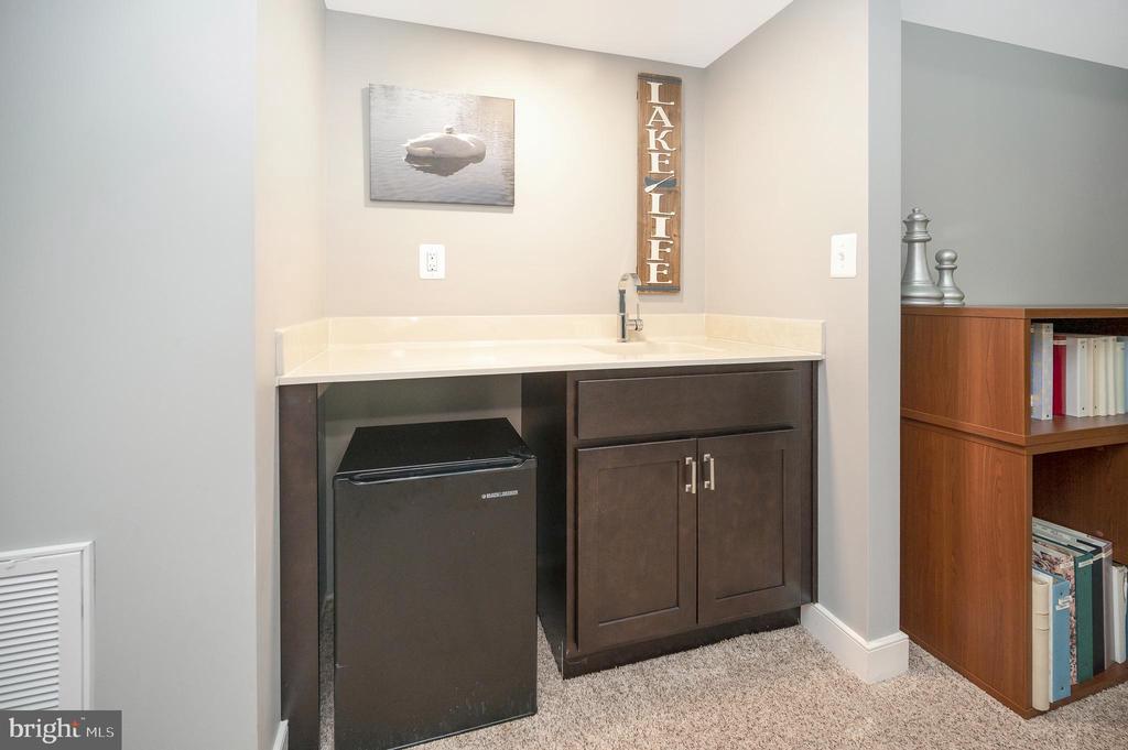 507 HARRISON CIR, LOCUST GROVE, Virginia 22508, 3 Bedrooms Bedrooms, ,3 BathroomsBathrooms,Residential,507 HARRISON CIR,VAOR2010284 MLS # VAOR2010284