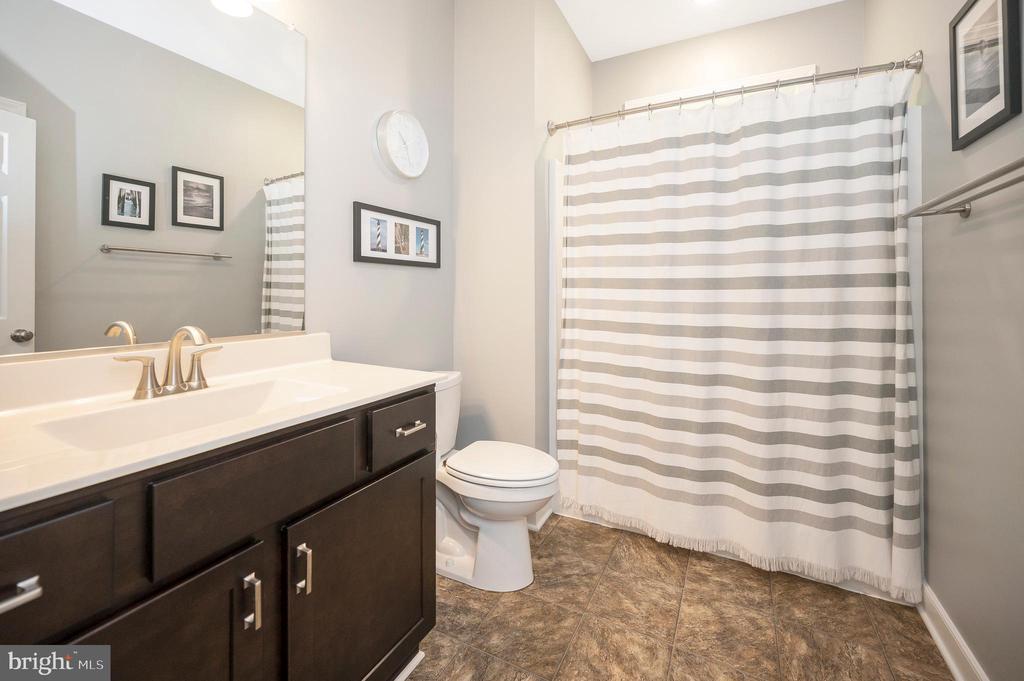 507 HARRISON CIR, LOCUST GROVE, Virginia 22508, 3 Bedrooms Bedrooms, ,3 BathroomsBathrooms,Residential,507 HARRISON CIR,VAOR2010284 MLS # VAOR2010284