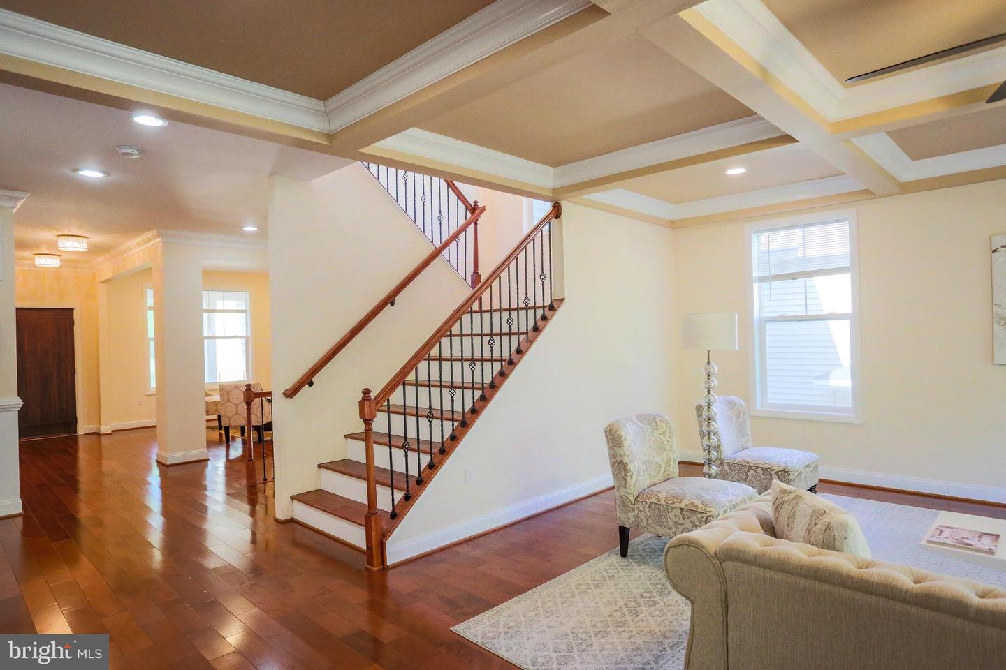 7313 BYRNELEY LN, ANNANDALE, Virginia 22003, 8 Bedrooms Bedrooms, ,8 BathroomsBathrooms,Residential,For sale,7313 BYRNELEY LN,VAFX2240140 MLS # VAFX2240140