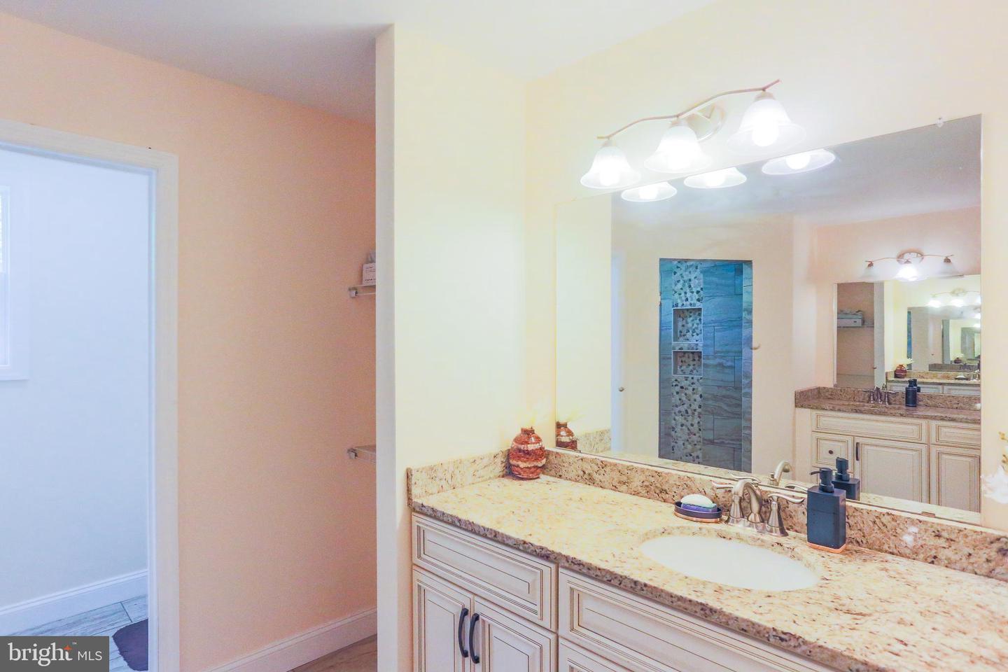 7313 BYRNELEY LN, ANNANDALE, Virginia 22003, 8 Bedrooms Bedrooms, ,8 BathroomsBathrooms,Residential,For sale,7313 BYRNELEY LN,VAFX2240140 MLS # VAFX2240140