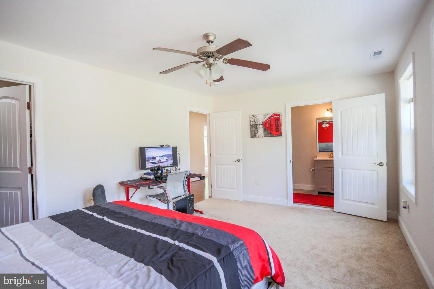 7313 BYRNELEY LN, ANNANDALE, Virginia 22003, 8 Bedrooms Bedrooms, ,8 BathroomsBathrooms,Residential,For sale,7313 BYRNELEY LN,VAFX2240140 MLS # VAFX2240140