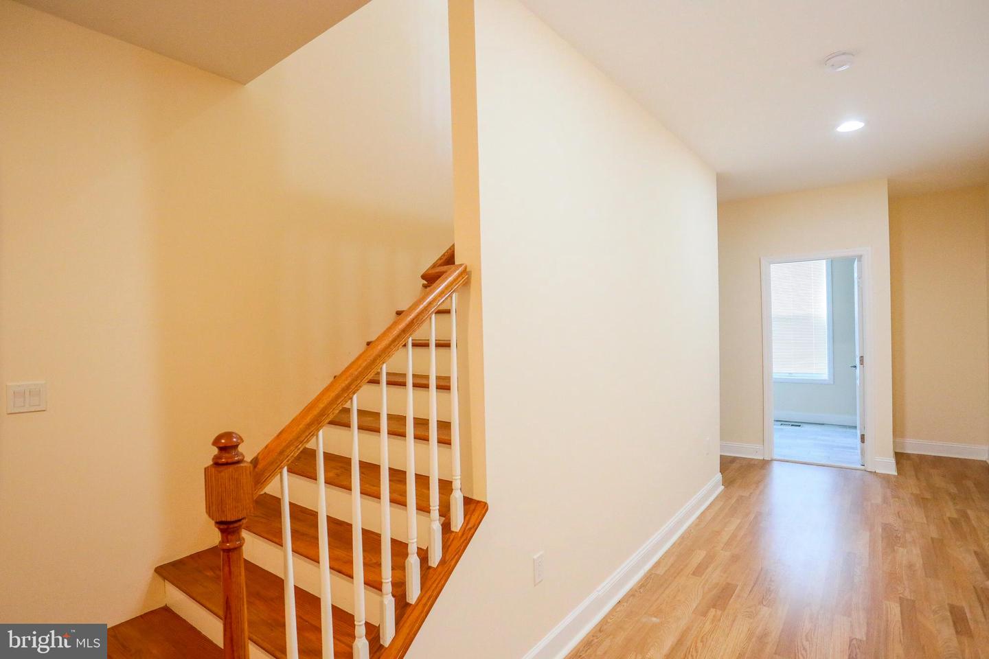 7313 BYRNELEY LN, ANNANDALE, Virginia 22003, 8 Bedrooms Bedrooms, ,8 BathroomsBathrooms,Residential,For sale,7313 BYRNELEY LN,VAFX2240140 MLS # VAFX2240140