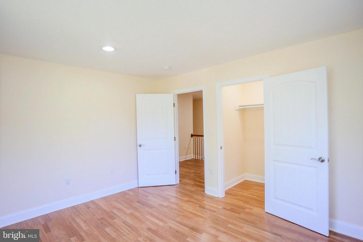 7313 BYRNELEY LN, ANNANDALE, Virginia 22003, 8 Bedrooms Bedrooms, ,8 BathroomsBathrooms,Residential,For sale,7313 BYRNELEY LN,VAFX2240140 MLS # VAFX2240140