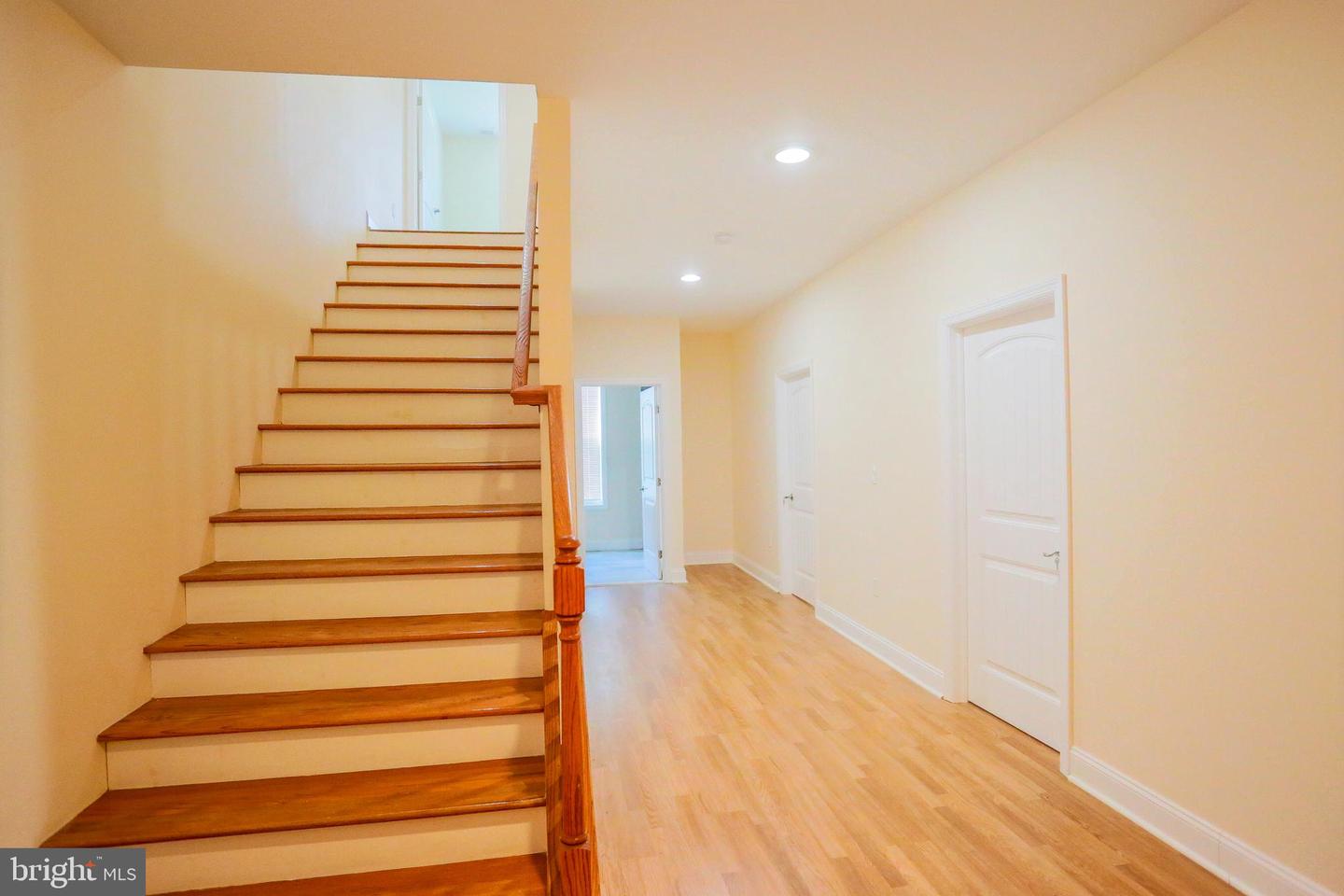 7313 BYRNELEY LN, ANNANDALE, Virginia 22003, 8 Bedrooms Bedrooms, ,8 BathroomsBathrooms,Residential,For sale,7313 BYRNELEY LN,VAFX2240140 MLS # VAFX2240140