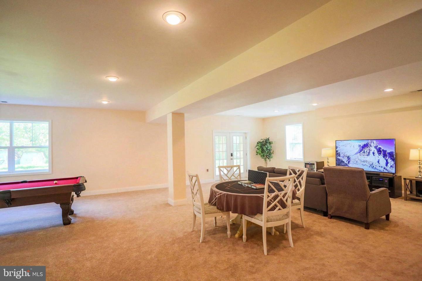 7313 BYRNELEY LN, ANNANDALE, Virginia 22003, 8 Bedrooms Bedrooms, ,8 BathroomsBathrooms,Residential,For sale,7313 BYRNELEY LN,VAFX2240140 MLS # VAFX2240140