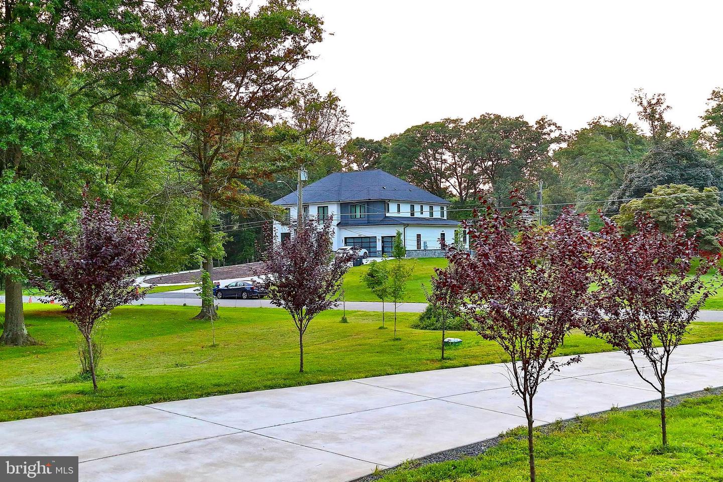 7313 BYRNELEY LN, ANNANDALE, Virginia 22003, 8 Bedrooms Bedrooms, ,8 BathroomsBathrooms,Residential,For sale,7313 BYRNELEY LN,VAFX2240140 MLS # VAFX2240140