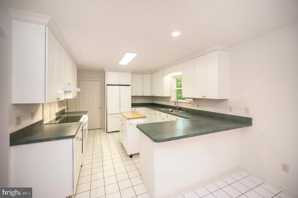 101 BIRCH CT, LOCUST GROVE, Virginia 22508, 3 Bedrooms Bedrooms, ,2 BathroomsBathrooms,Residential,101 BIRCH CT,VAOR2010126 MLS # VAOR2010126