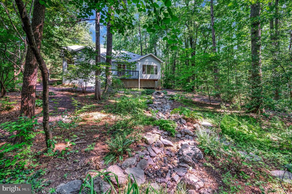 101 BIRCH CT, LOCUST GROVE, Virginia 22508, 3 Bedrooms Bedrooms, ,2 BathroomsBathrooms,Residential,101 BIRCH CT,VAOR2010126 MLS # VAOR2010126