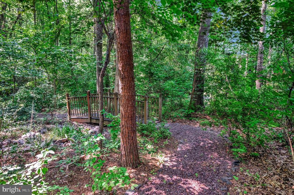 101 BIRCH CT, LOCUST GROVE, Virginia 22508, 3 Bedrooms Bedrooms, ,2 BathroomsBathrooms,Residential,101 BIRCH CT,VAOR2010126 MLS # VAOR2010126