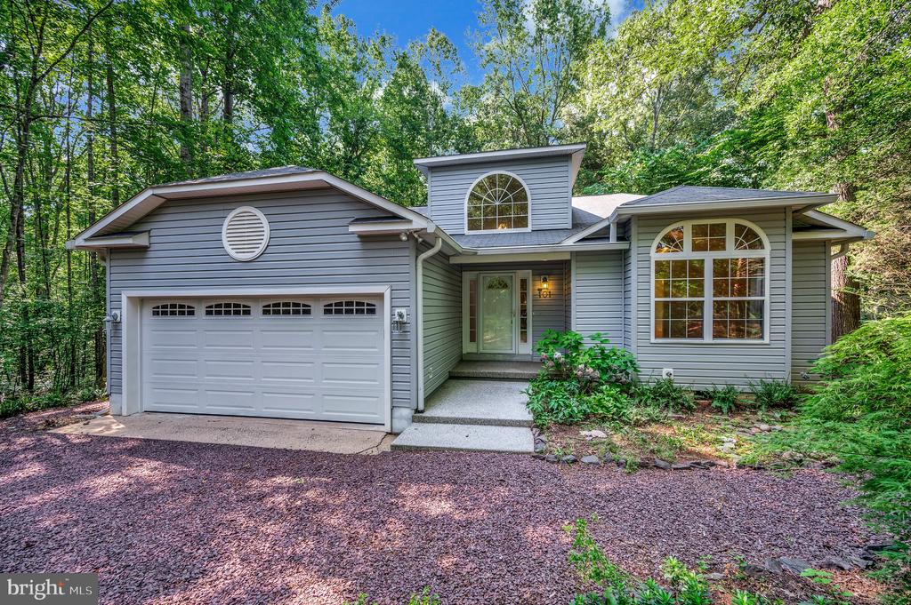 101 BIRCH CT, LOCUST GROVE, Virginia 22508, 3 Bedrooms Bedrooms, ,2 BathroomsBathrooms,Residential,101 BIRCH CT,VAOR2010126 MLS # VAOR2010126