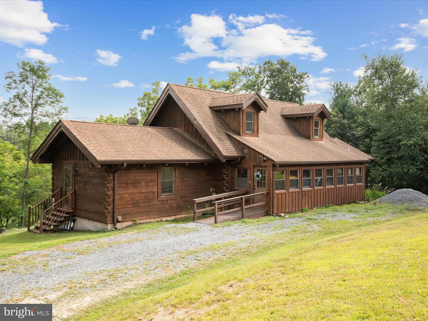 155 BLACKBERRY LN, GORE, Virginia 22637, 3 Bedrooms Bedrooms, ,3 BathroomsBathrooms,Residential,For sale,155 BLACKBERRY LN,VAFV2034488 MLS # VAFV2034488