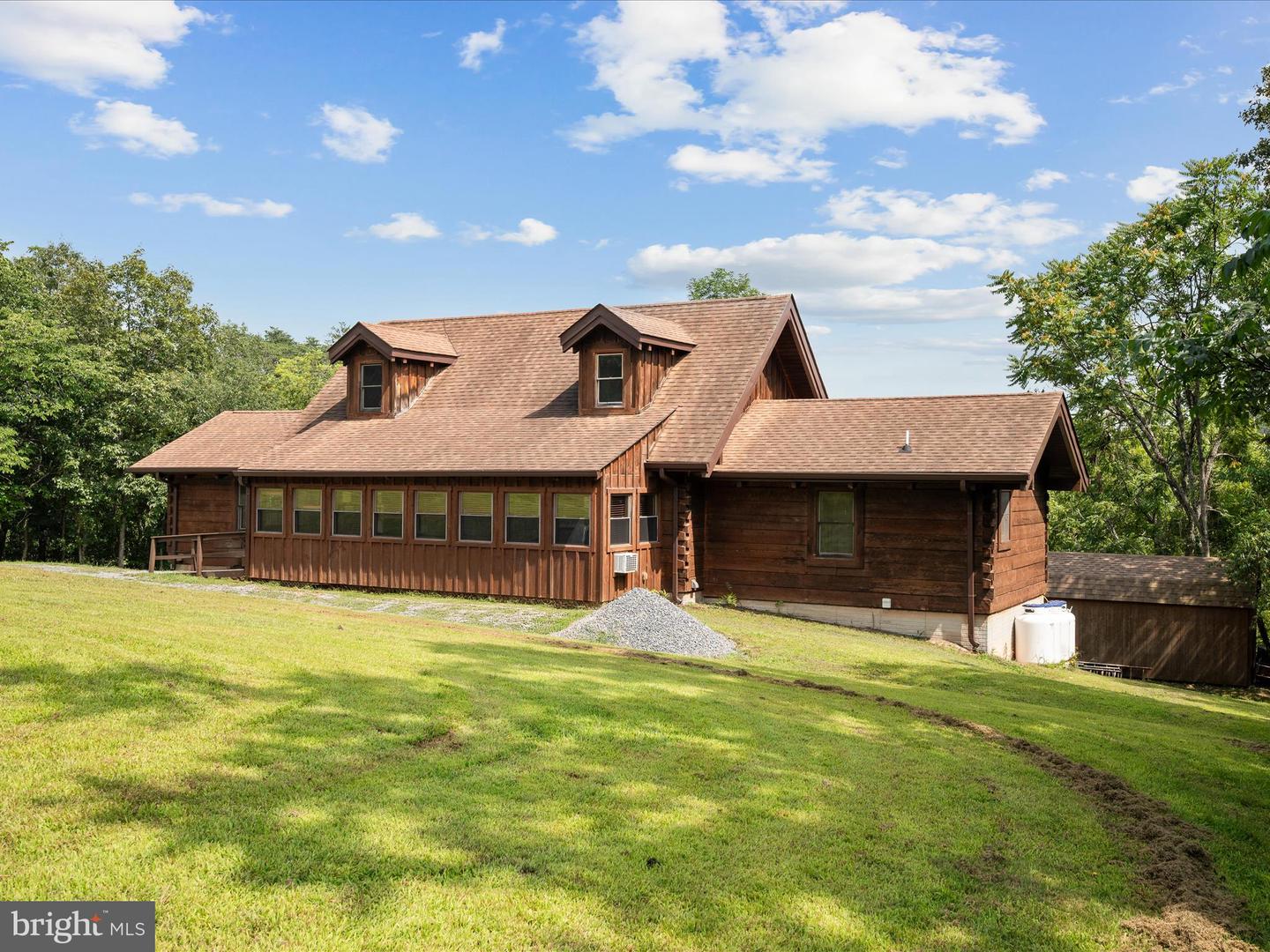 155 BLACKBERRY LN, GORE, Virginia 22637, 3 Bedrooms Bedrooms, ,3 BathroomsBathrooms,Residential,For sale,155 BLACKBERRY LN,VAFV2034488 MLS # VAFV2034488
