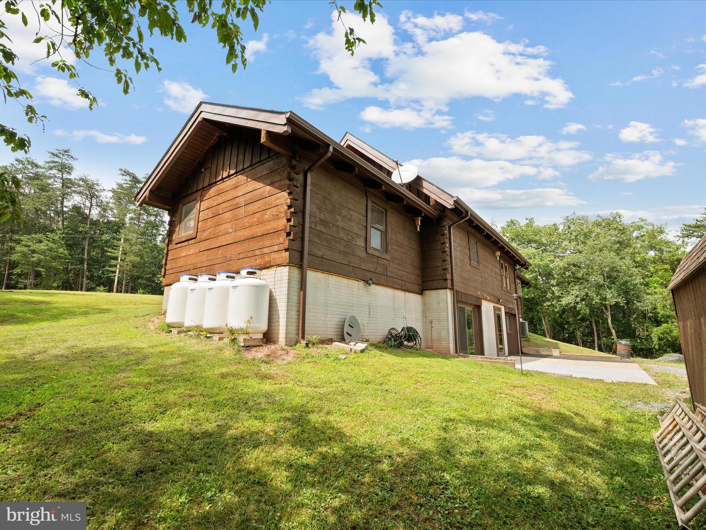 155 BLACKBERRY LN, GORE, Virginia 22637, 3 Bedrooms Bedrooms, ,3 BathroomsBathrooms,Residential,For sale,155 BLACKBERRY LN,VAFV2034488 MLS # VAFV2034488