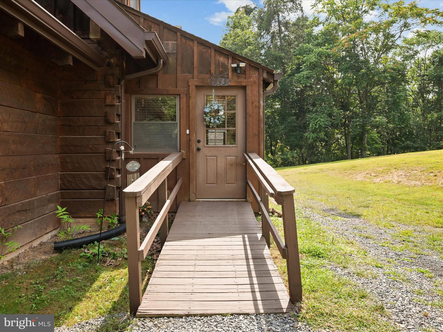 155 BLACKBERRY LN, GORE, Virginia 22637, 3 Bedrooms Bedrooms, ,3 BathroomsBathrooms,Residential,For sale,155 BLACKBERRY LN,VAFV2034488 MLS # VAFV2034488