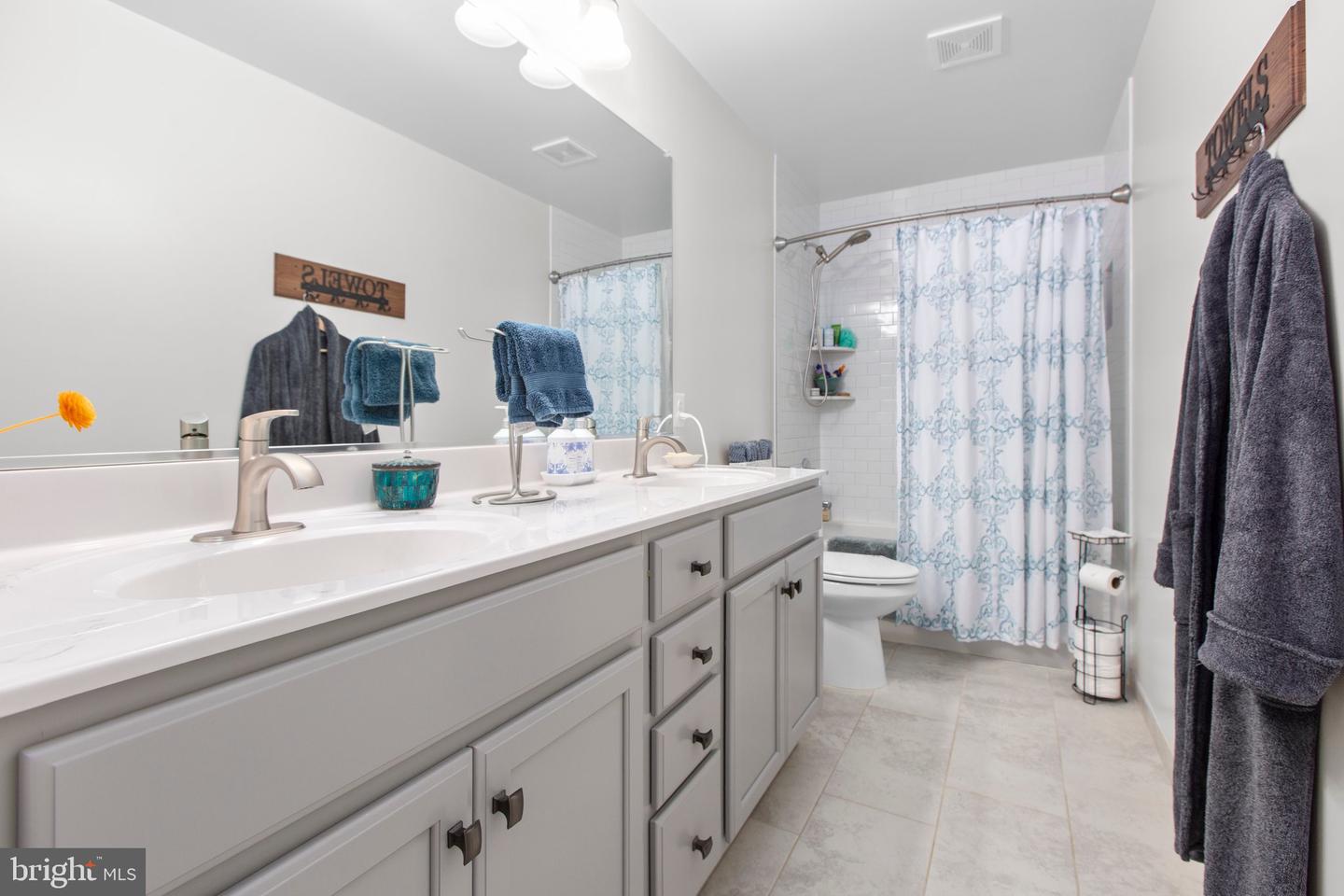338 IRELAND DR, FREDERICKSBURG, Virginia 22406, 4 Bedrooms Bedrooms, ,3 BathroomsBathrooms,Residential,For sale,338 IRELAND DR,VAST2039514 MLS # VAST2039514