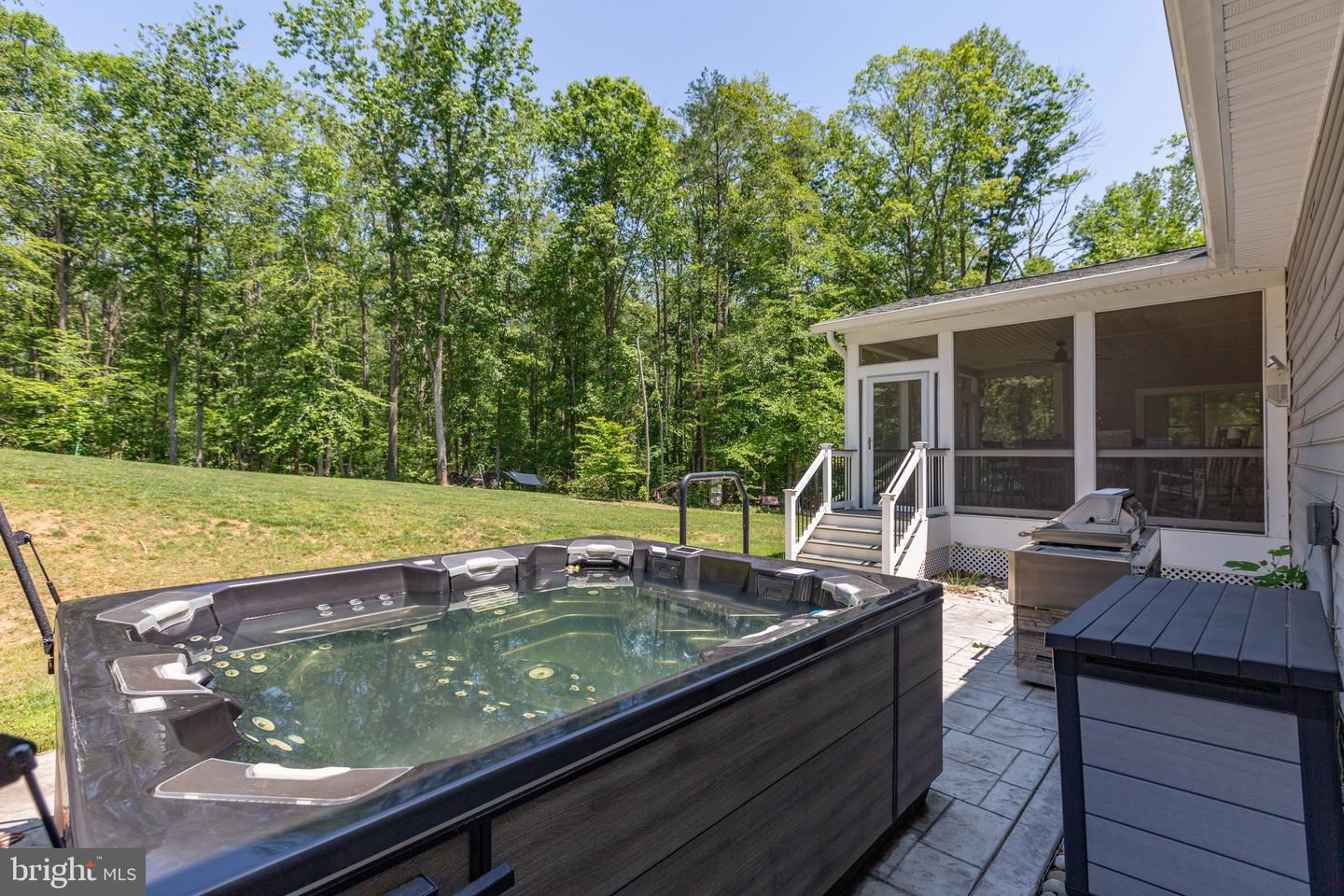 338 IRELAND DR, FREDERICKSBURG, Virginia 22406, 4 Bedrooms Bedrooms, ,3 BathroomsBathrooms,Residential,For sale,338 IRELAND DR,VAST2039514 MLS # VAST2039514
