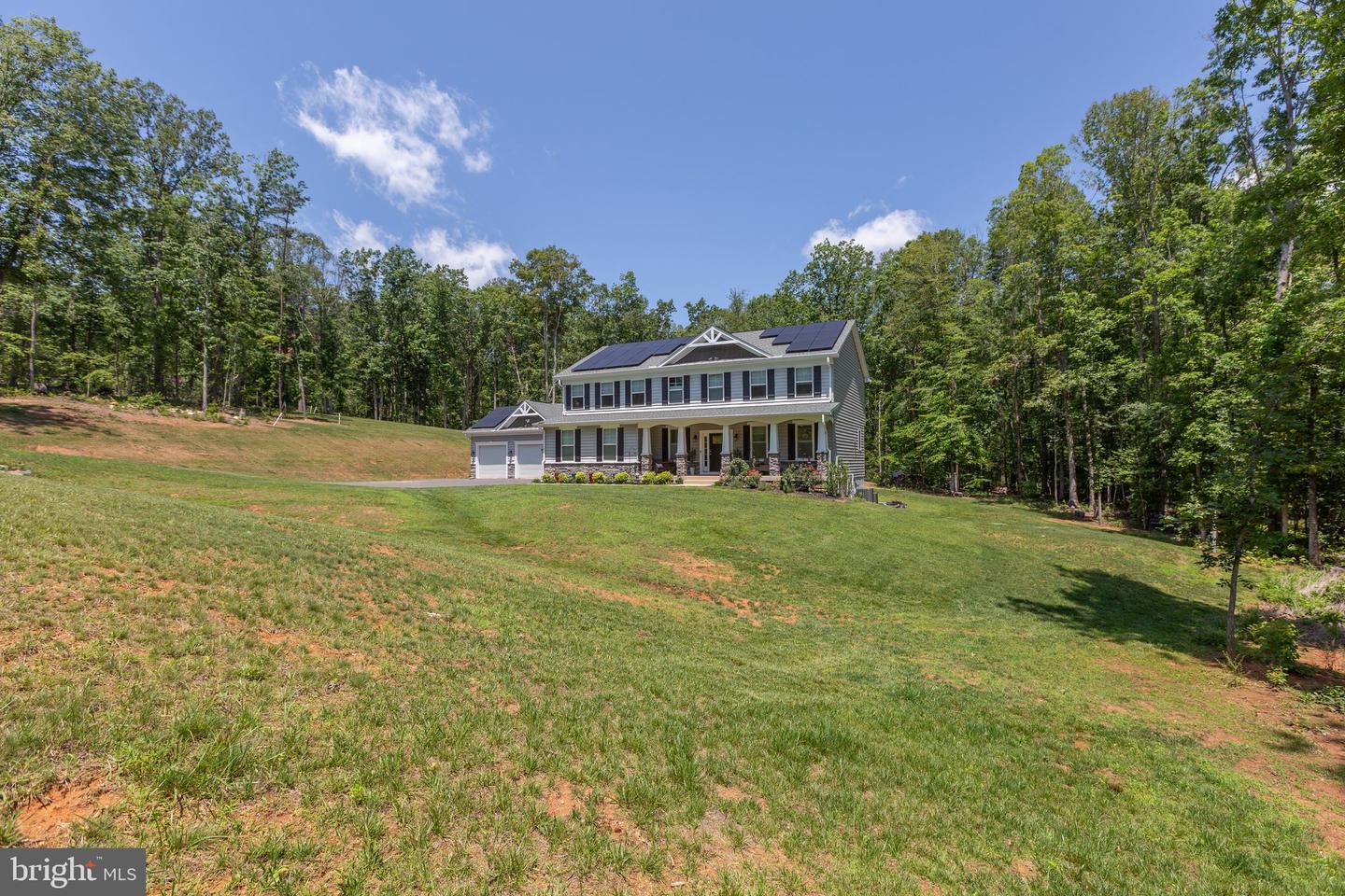 338 IRELAND DR, FREDERICKSBURG, Virginia 22406, 4 Bedrooms Bedrooms, ,3 BathroomsBathrooms,Residential,For sale,338 IRELAND DR,VAST2039514 MLS # VAST2039514