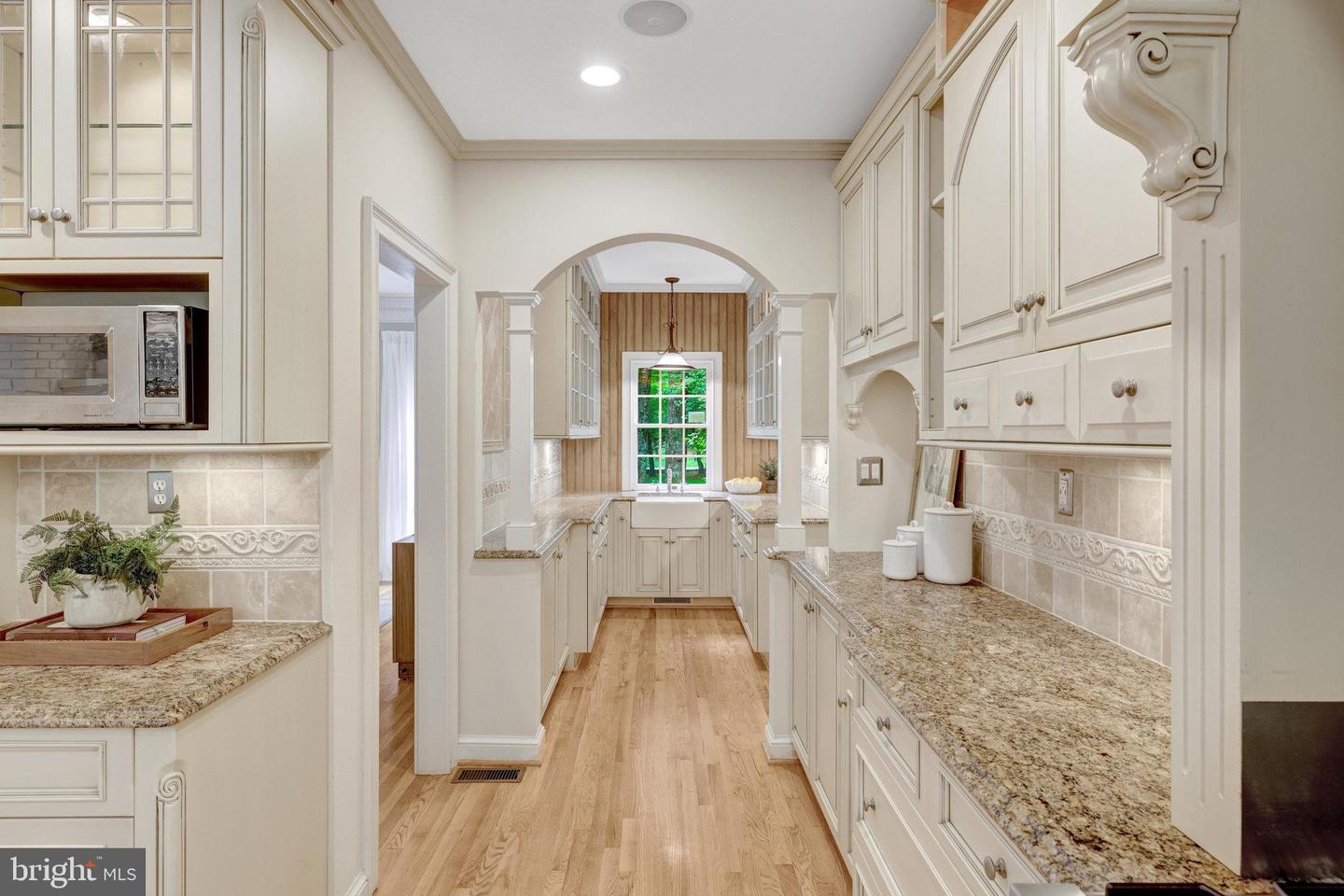 9800 ARNON CHAPEL RD, GREAT FALLS, Virginia 22066, 5 Bedrooms Bedrooms, ,4 BathroomsBathrooms,Residential,For sale,9800 ARNON CHAPEL RD,VAFX2245676 MLS # VAFX2245676