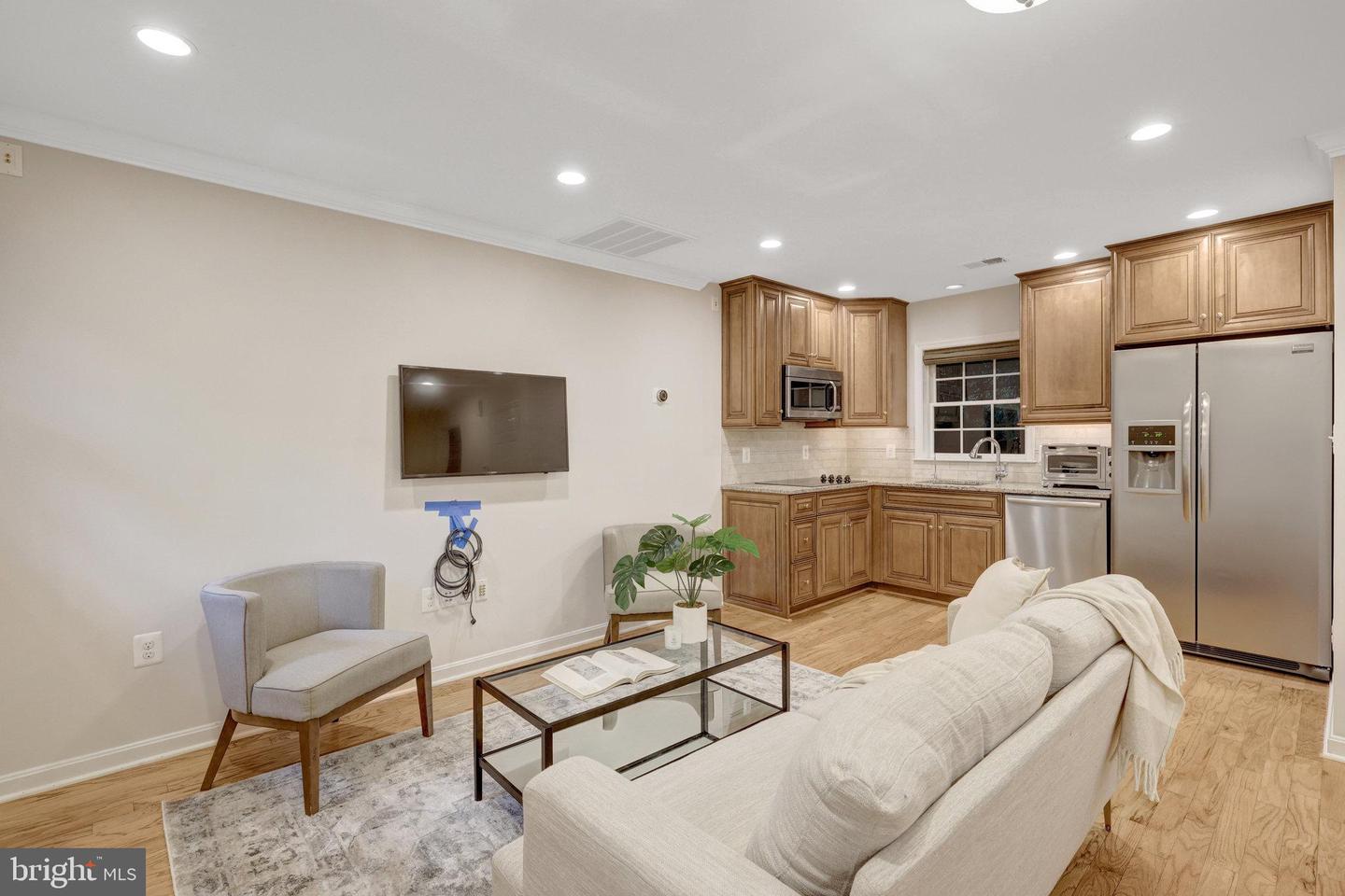 9800 ARNON CHAPEL RD, GREAT FALLS, Virginia 22066, 5 Bedrooms Bedrooms, ,4 BathroomsBathrooms,Residential,For sale,9800 ARNON CHAPEL RD,VAFX2245676 MLS # VAFX2245676