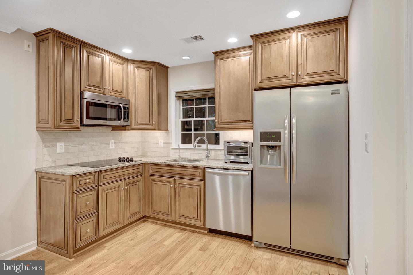 9800 ARNON CHAPEL RD, GREAT FALLS, Virginia 22066, 5 Bedrooms Bedrooms, ,4 BathroomsBathrooms,Residential,For sale,9800 ARNON CHAPEL RD,VAFX2245676 MLS # VAFX2245676