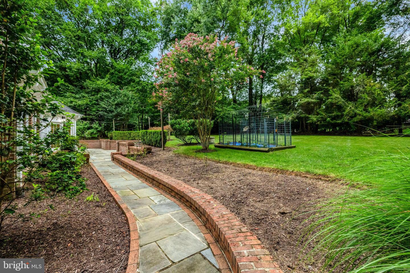 9800 ARNON CHAPEL RD, GREAT FALLS, Virginia 22066, 5 Bedrooms Bedrooms, ,4 BathroomsBathrooms,Residential,For sale,9800 ARNON CHAPEL RD,VAFX2245676 MLS # VAFX2245676