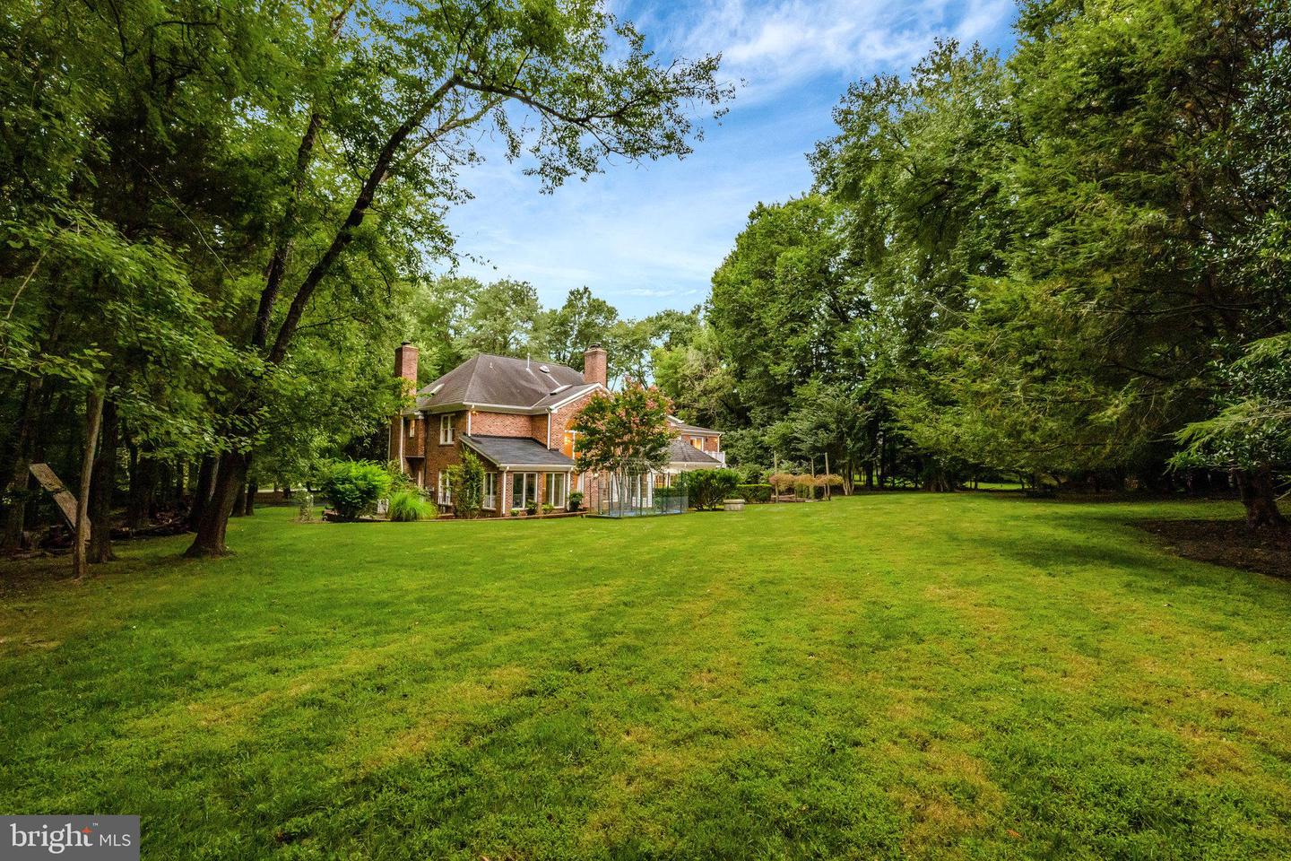 9800 ARNON CHAPEL RD, GREAT FALLS, Virginia 22066, 5 Bedrooms Bedrooms, ,4 BathroomsBathrooms,Residential,For sale,9800 ARNON CHAPEL RD,VAFX2245676 MLS # VAFX2245676