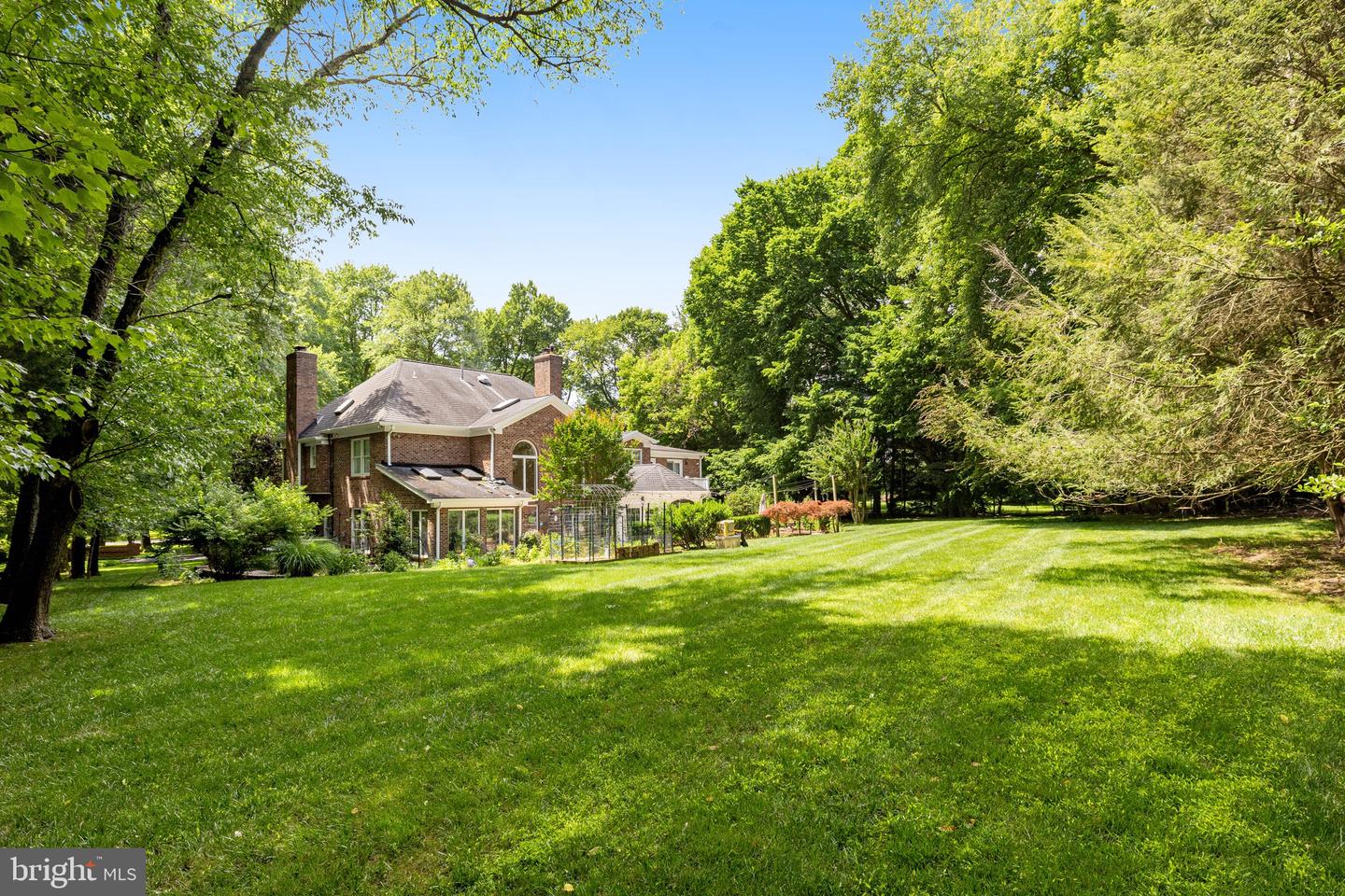 9800 ARNON CHAPEL RD, GREAT FALLS, Virginia 22066, 5 Bedrooms Bedrooms, ,4 BathroomsBathrooms,Residential,For sale,9800 ARNON CHAPEL RD,VAFX2245676 MLS # VAFX2245676
