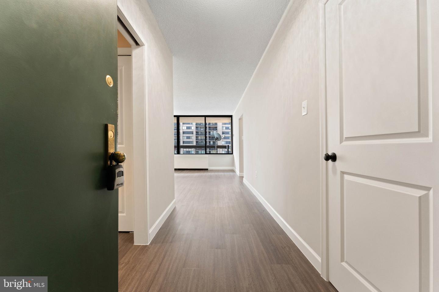 3701 S GEORGE MASON DR #918N, FALLS CHURCH, Virginia 22041, 1 Bedroom Bedrooms, ,1 BathroomBathrooms,Residential,For sale,3701 S GEORGE MASON DR #918N,VAFX2247278 MLS # VAFX2247278