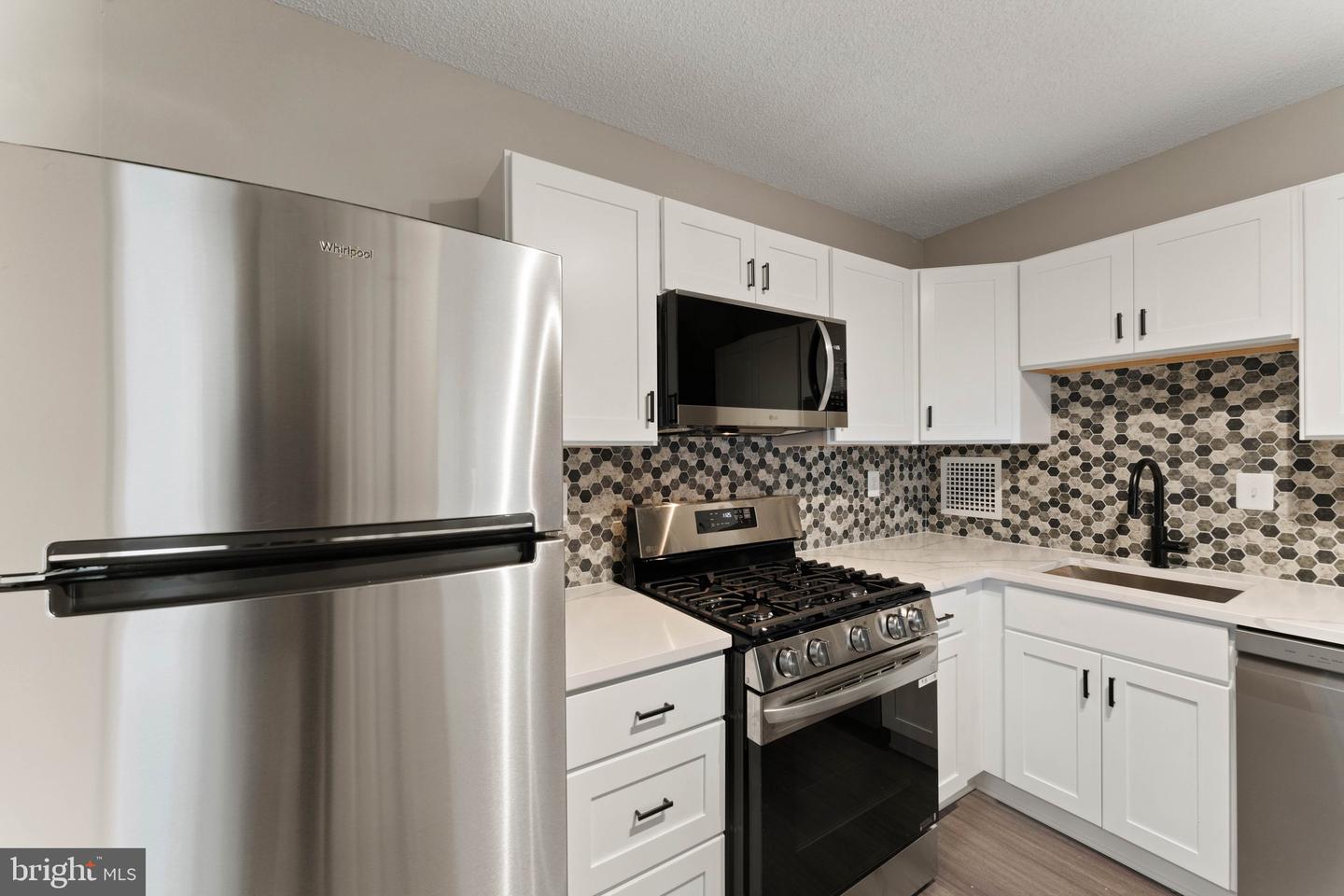 3701 S GEORGE MASON DR #918N, FALLS CHURCH, Virginia 22041, 1 Bedroom Bedrooms, ,1 BathroomBathrooms,Residential,For sale,3701 S GEORGE MASON DR #918N,VAFX2247278 MLS # VAFX2247278