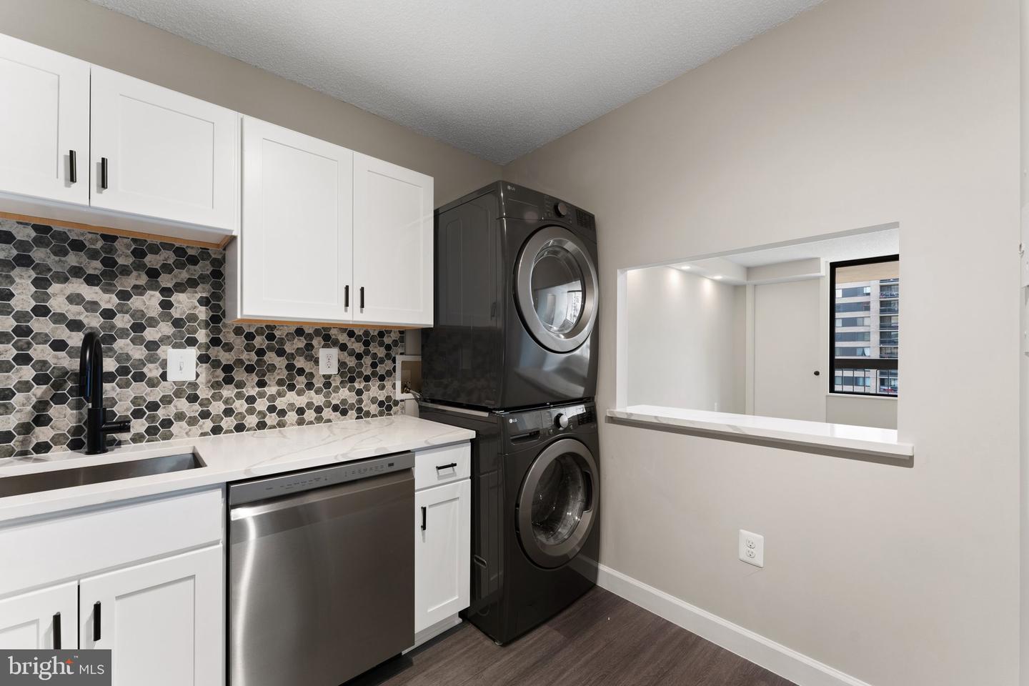 3701 S GEORGE MASON DR #918N, FALLS CHURCH, Virginia 22041, 1 Bedroom Bedrooms, ,1 BathroomBathrooms,Residential,For sale,3701 S GEORGE MASON DR #918N,VAFX2247278 MLS # VAFX2247278