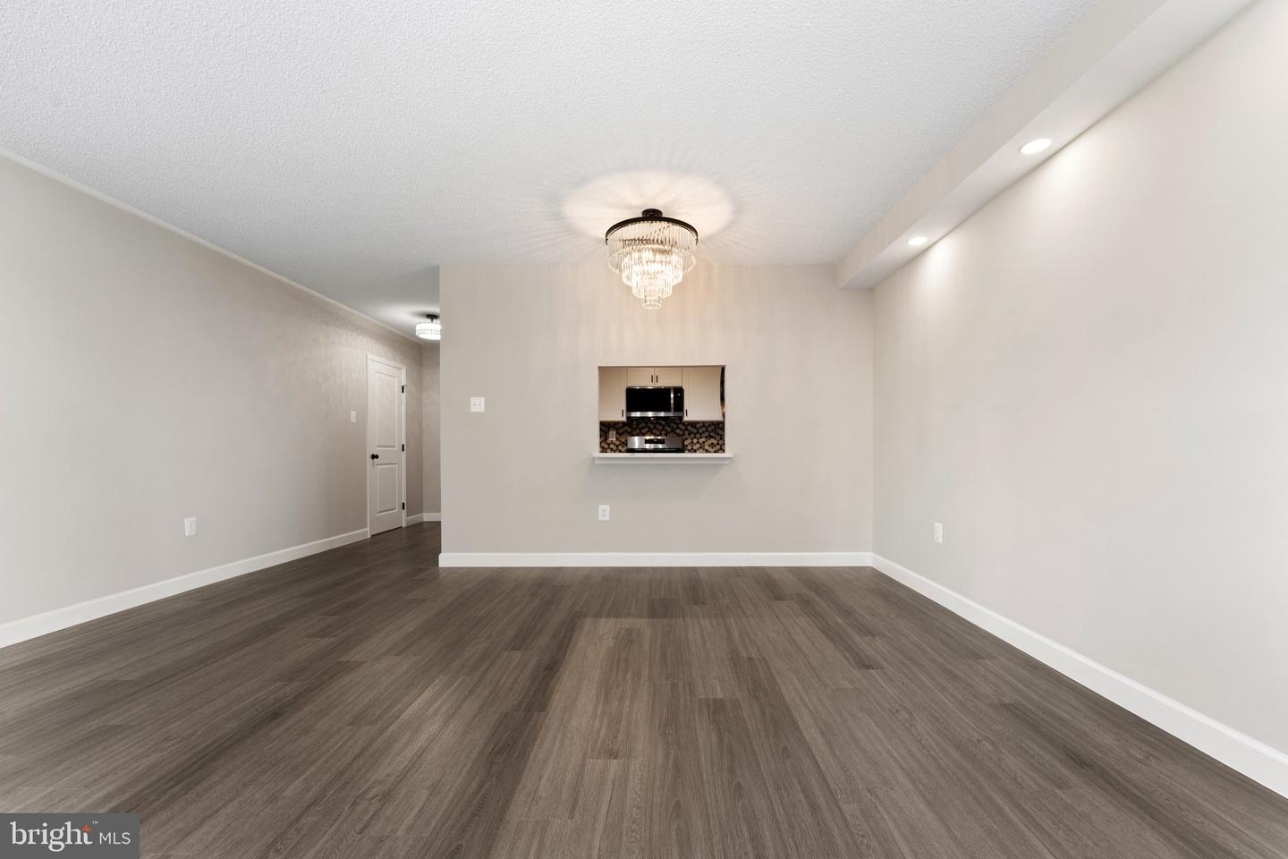 3701 S GEORGE MASON DR #918N, FALLS CHURCH, Virginia 22041, 1 Bedroom Bedrooms, ,1 BathroomBathrooms,Residential,For sale,3701 S GEORGE MASON DR #918N,VAFX2247278 MLS # VAFX2247278