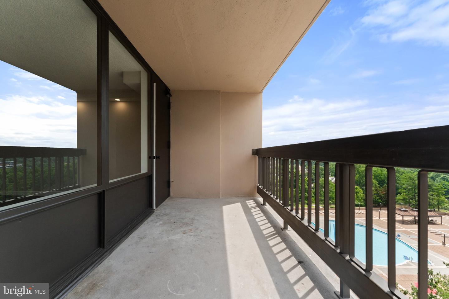 3701 S GEORGE MASON DR #918N, FALLS CHURCH, Virginia 22041, 1 Bedroom Bedrooms, ,1 BathroomBathrooms,Residential,For sale,3701 S GEORGE MASON DR #918N,VAFX2247278 MLS # VAFX2247278